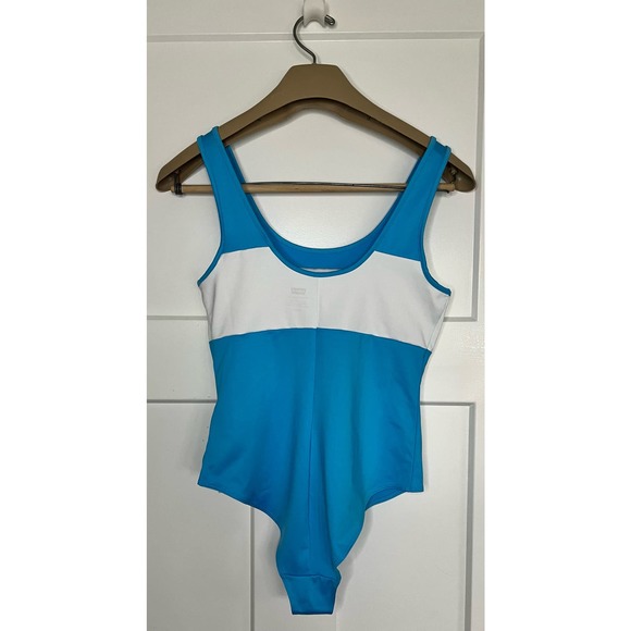 Levi’s Body Suit Red White Blue Color Block Small‎ Logo - Picture 2 of 8